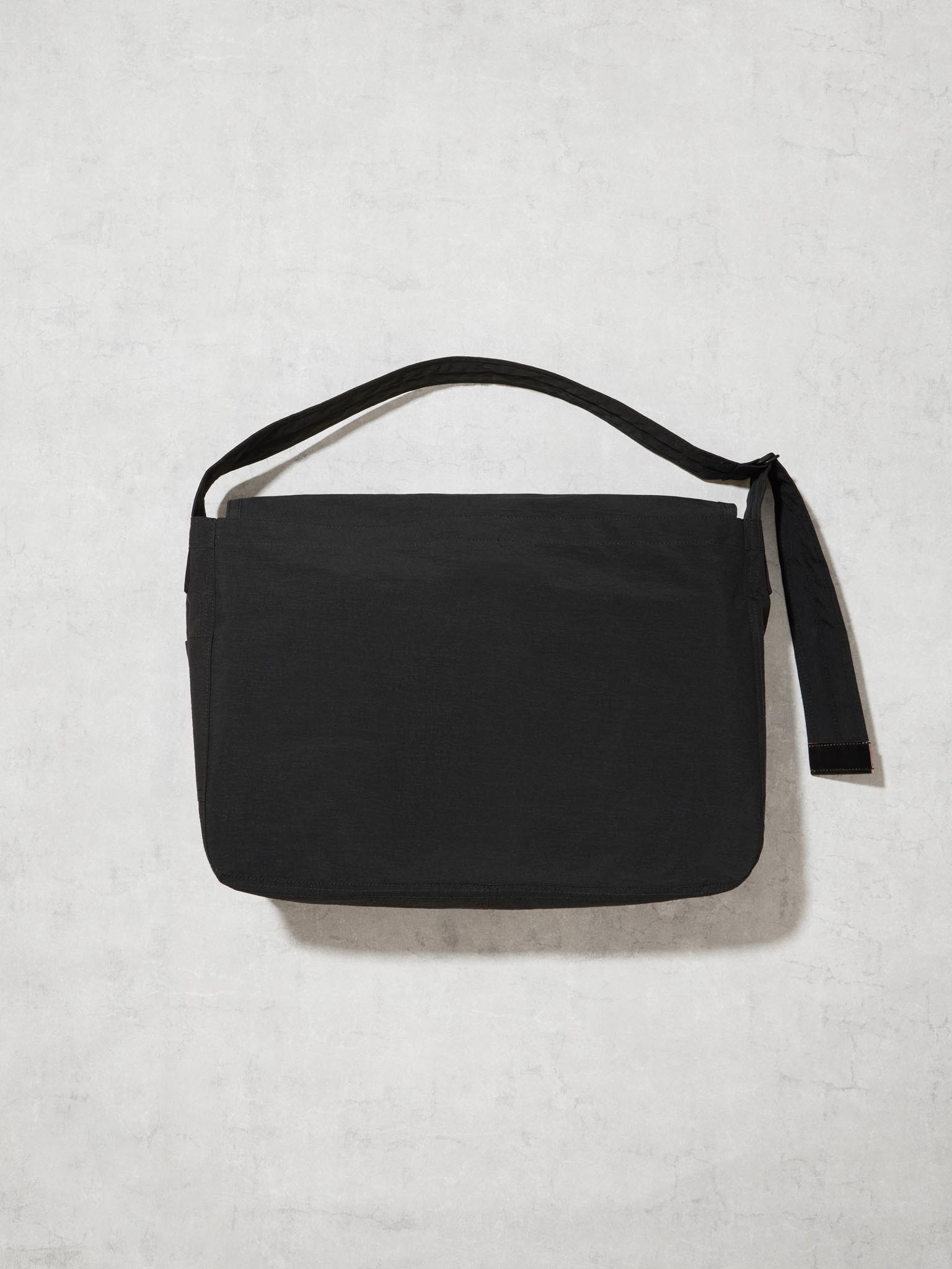 NEWSPAPER / SHRINK-ReNY