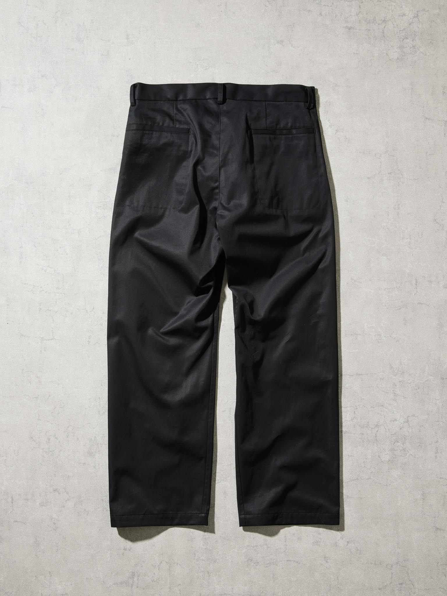 SEAMLESS TROUSERS / BLACK
