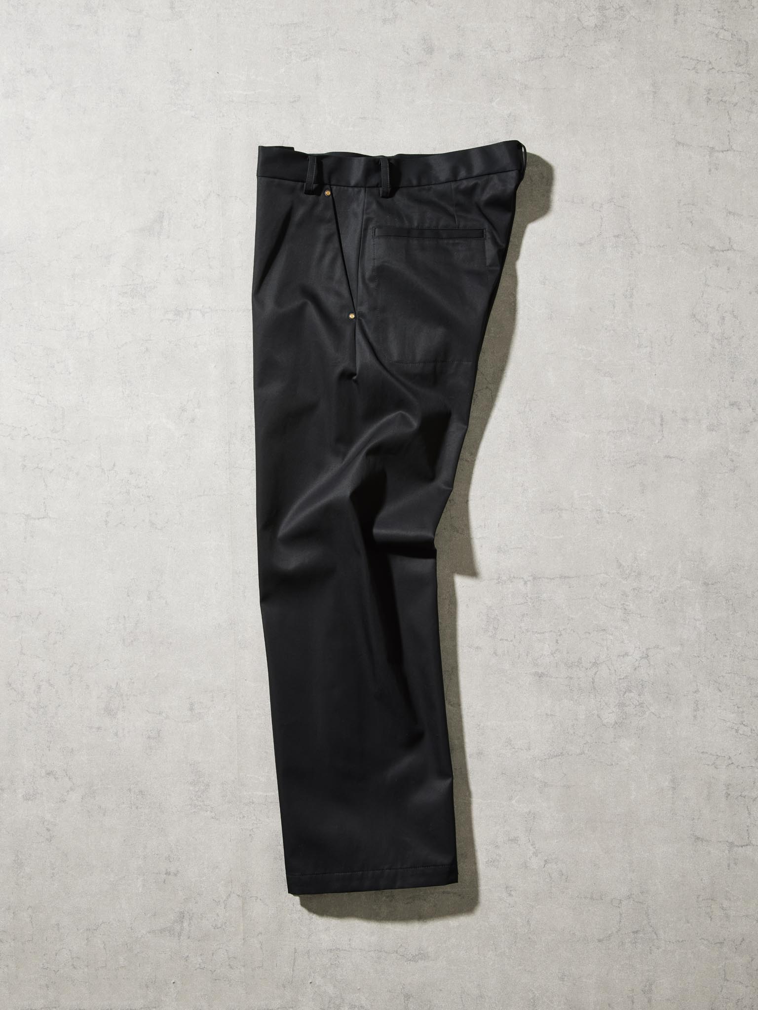 SEAMLESS TROUSERS / BLACK
