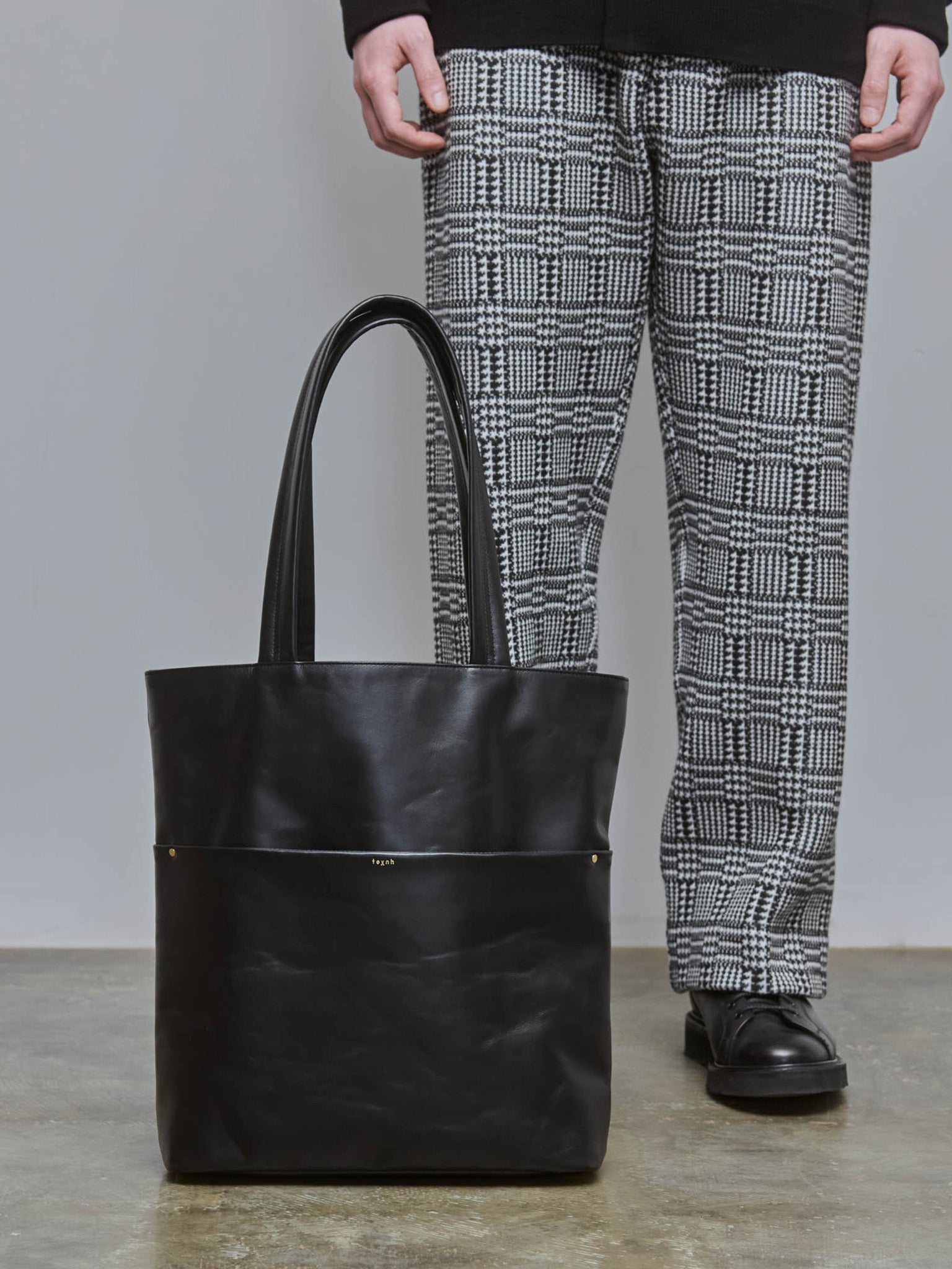 texnh SIGNATURE TOTE / LEATHER