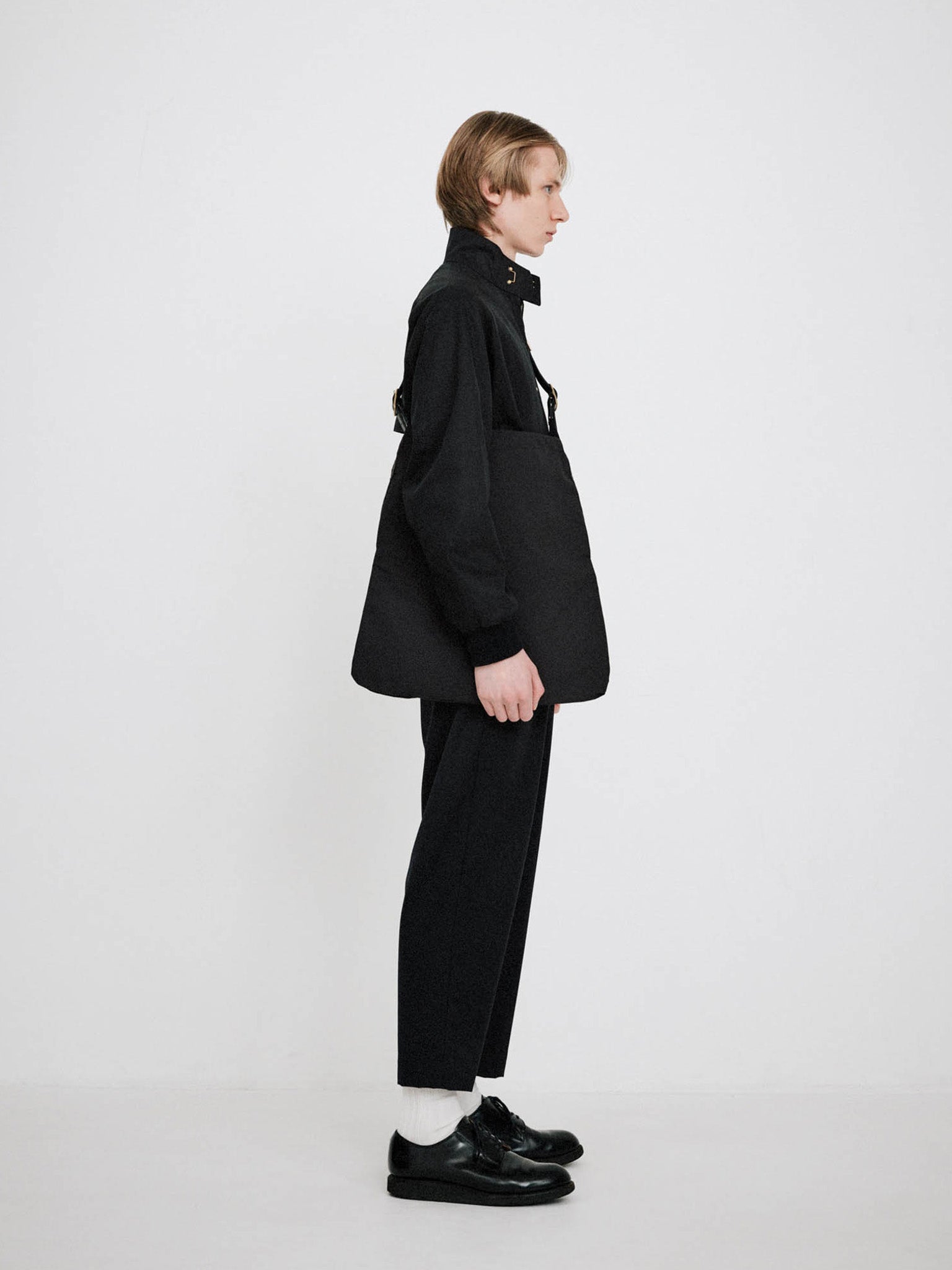 TRIANGLE SHOULDER / L / LOOPTEX