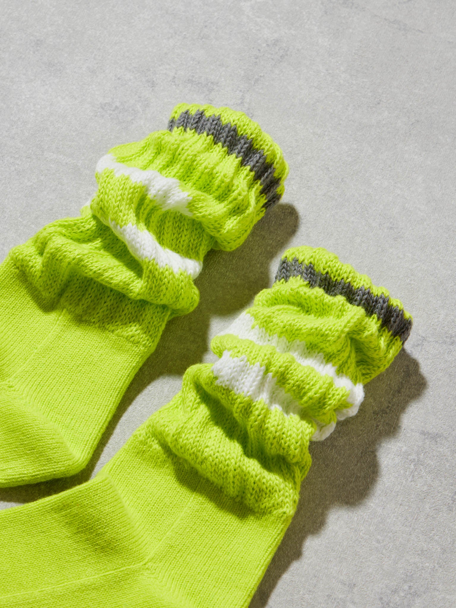 LOW-GAUGE RIB BORDER SOX