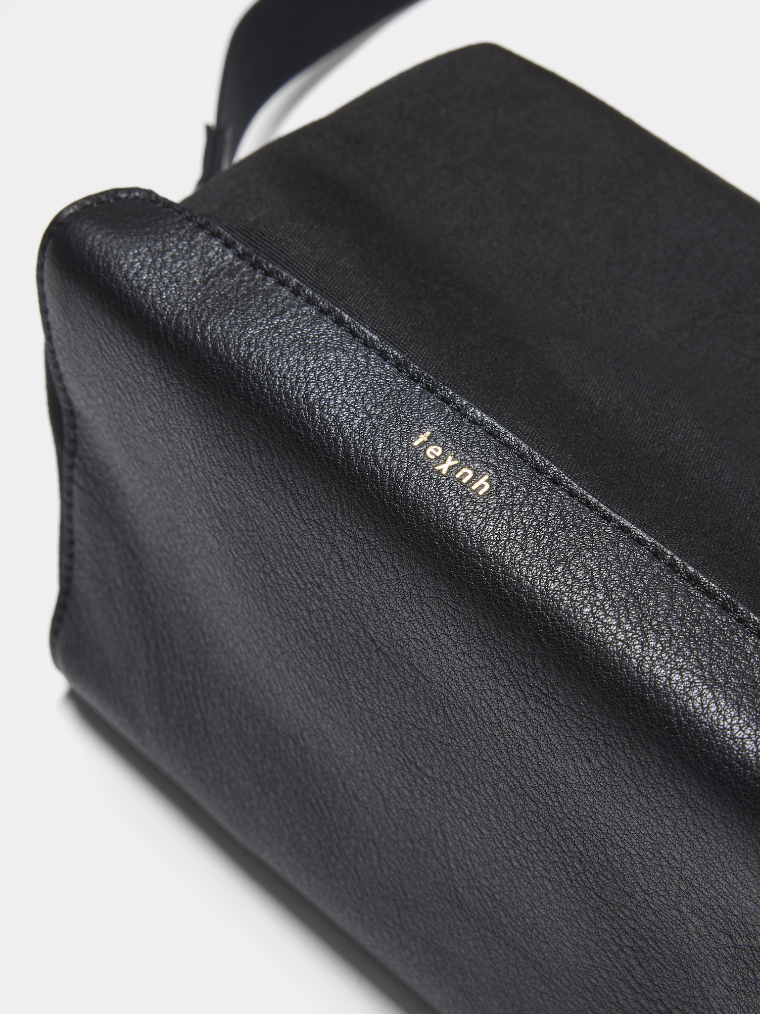 PIECE POUCH