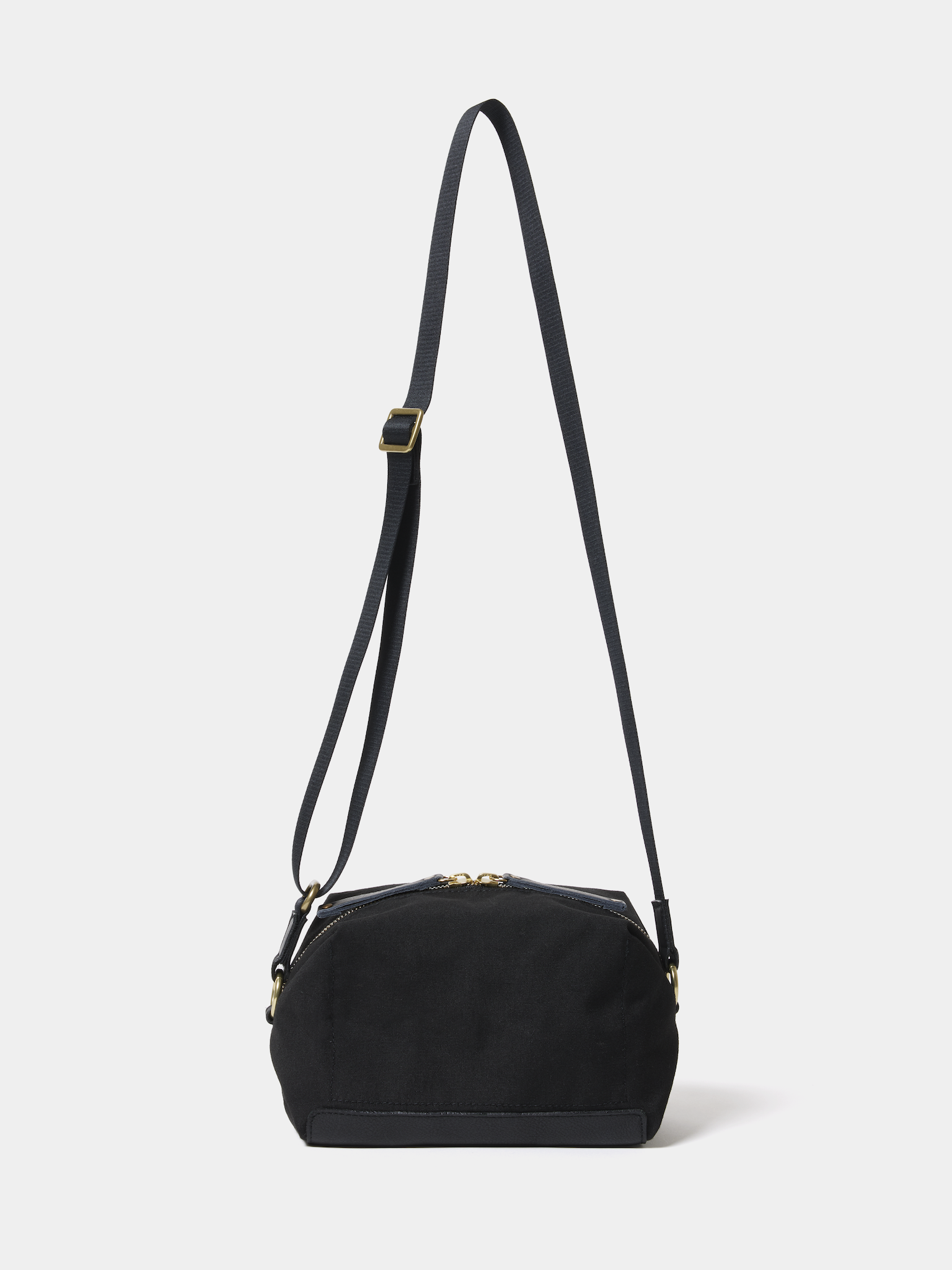 PIECE POUCH