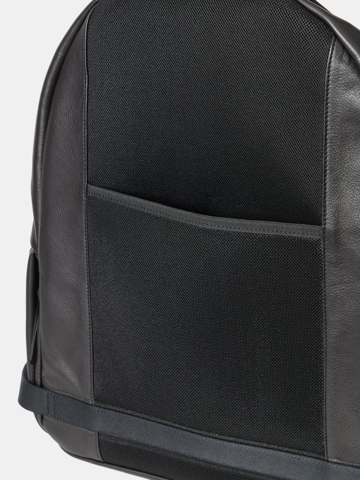 CLASSIC DAYPACK L