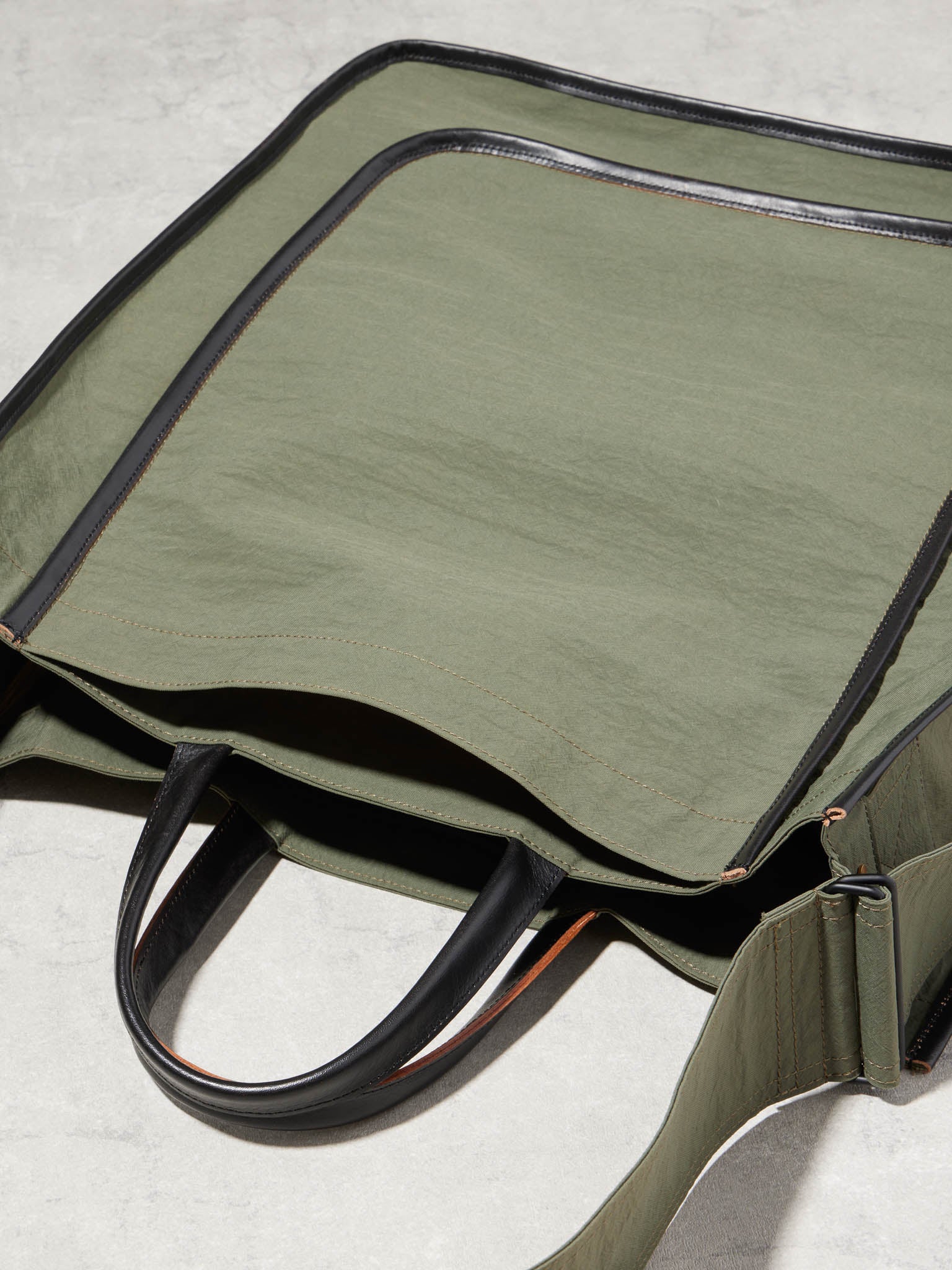 MAGAZINE / SHRINK-ReNY