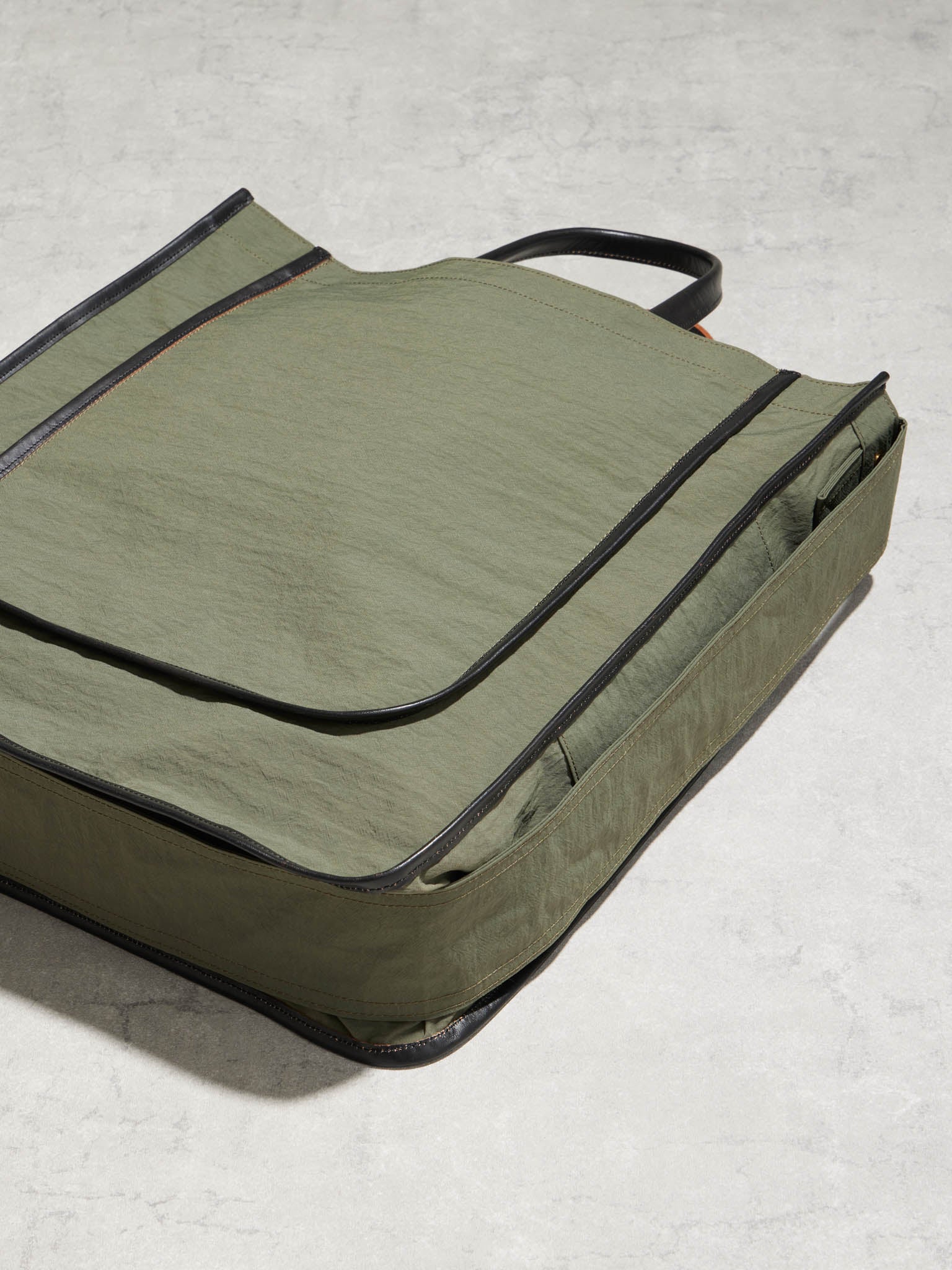 MAGAZINE / SHRINK-ReNY