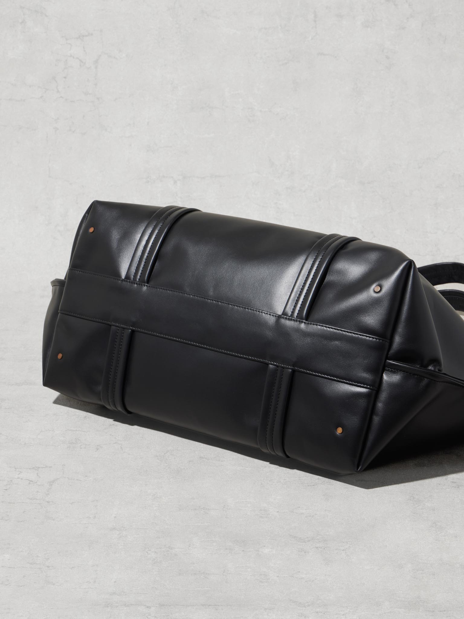 BLOCK ZIP TOTE