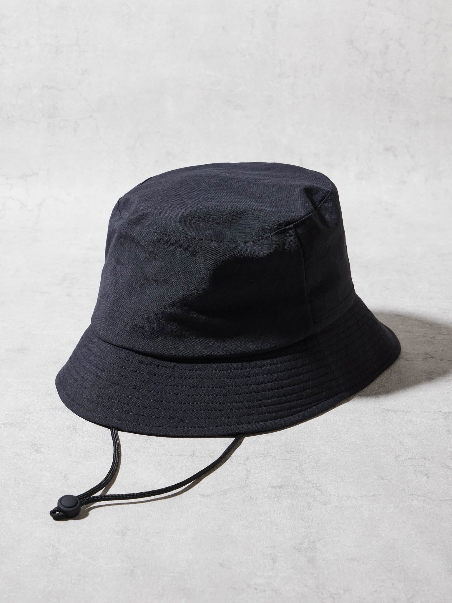 OVAL RAIN HAT