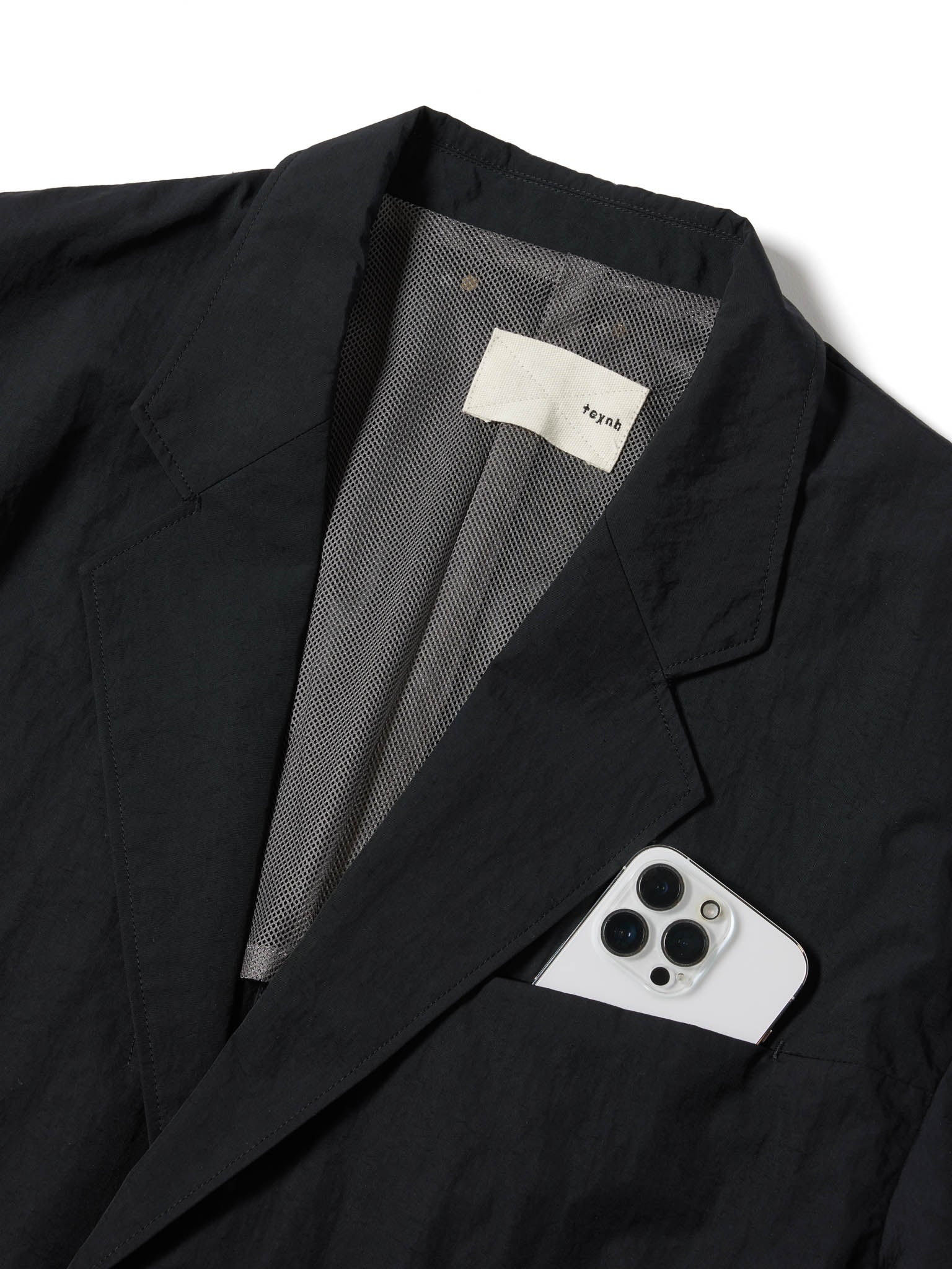 VOYAGER JACKET