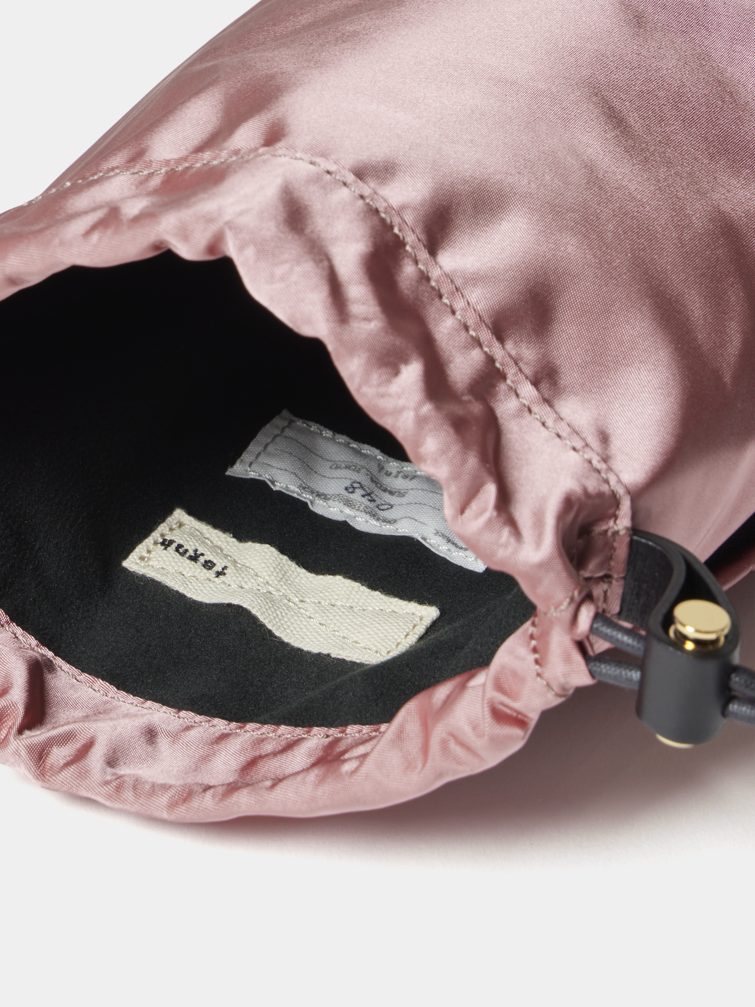 CLASSIC DRAWSTRING POUCH M / 66NY