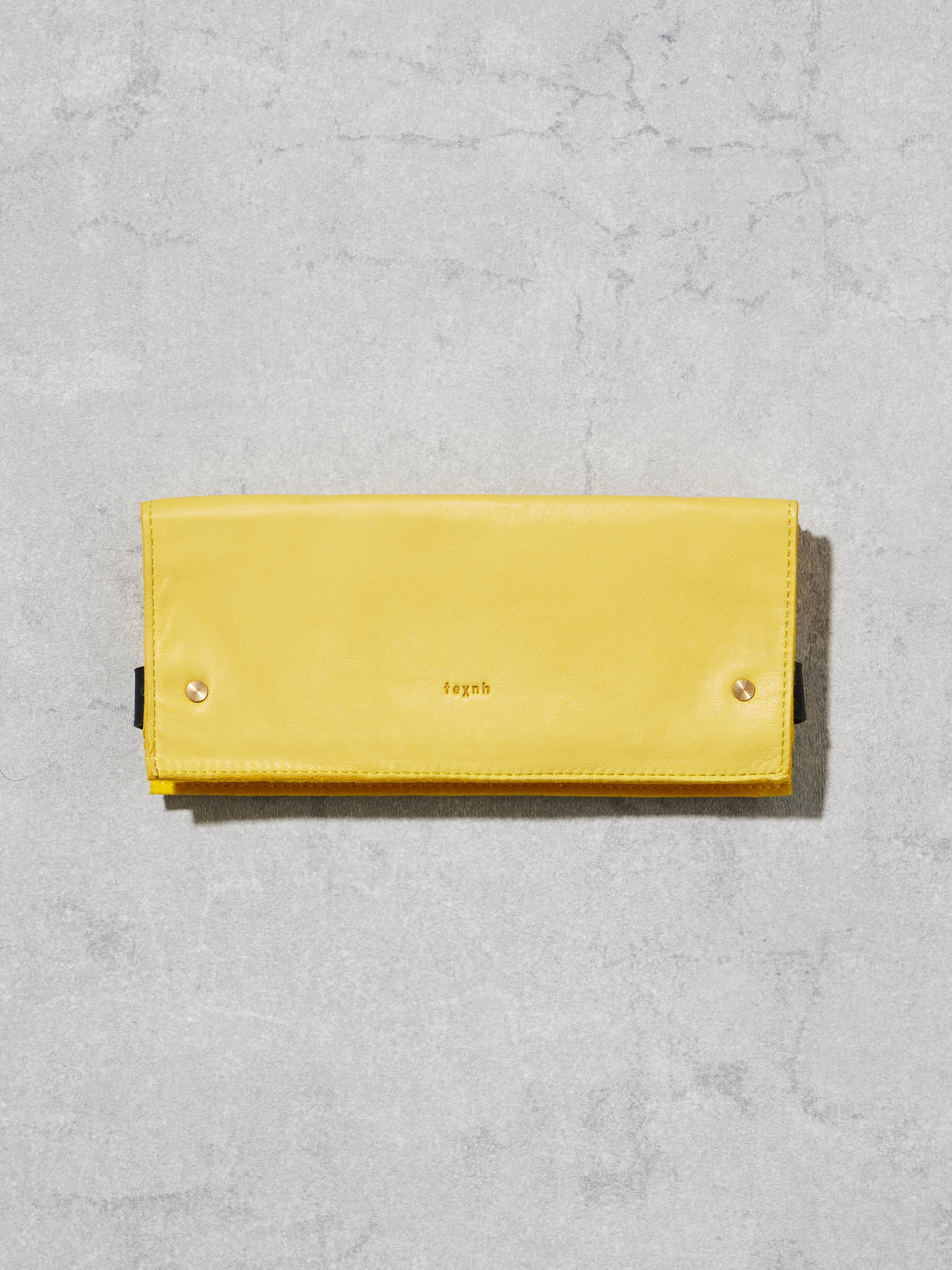 FOLDING TRAY