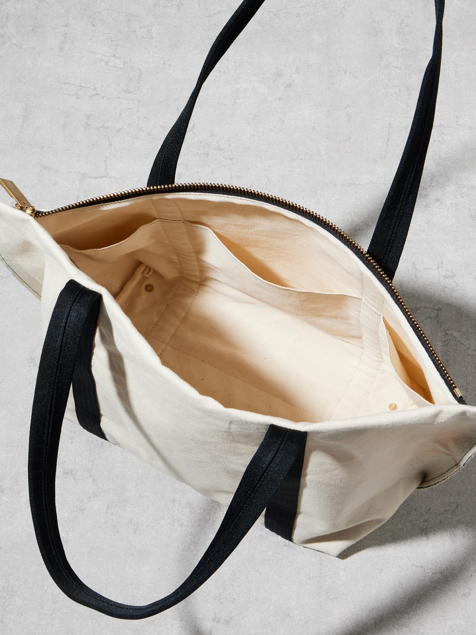 SELVEDGE CANVAS ZIP TOTE / M