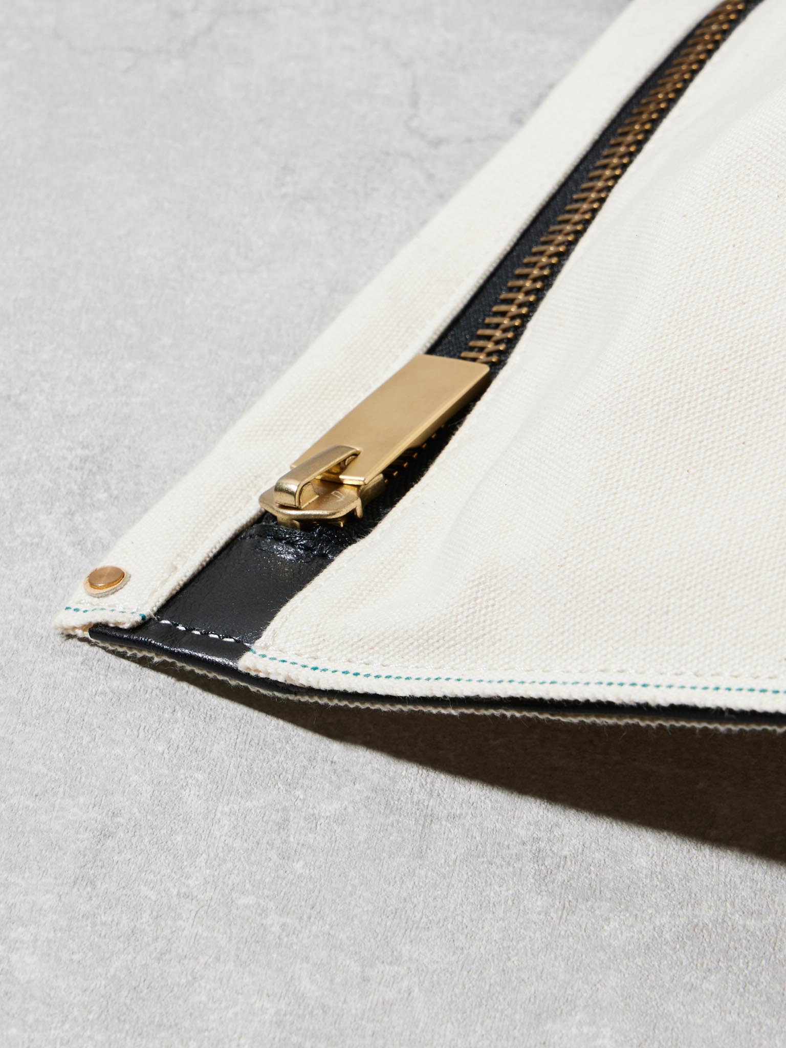 SELVEDGE CANVAS ZIP TOTE / M