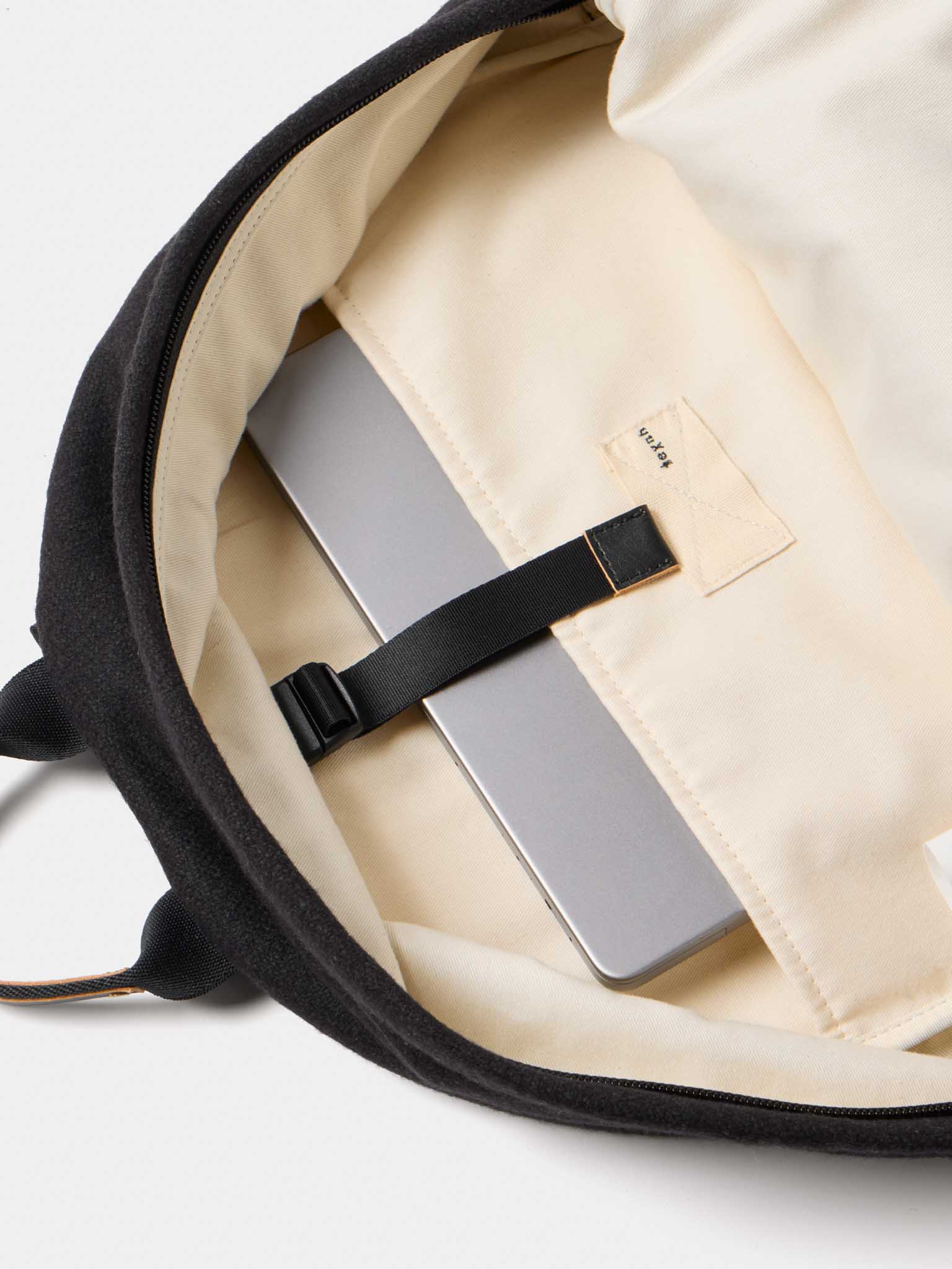 CLASSIC DAYPACK L / WOOL