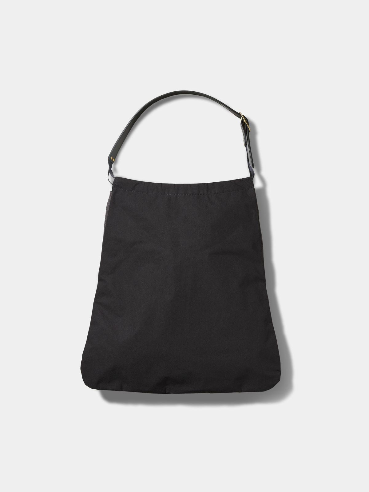 TRIANGLE SHOULDER NARROW / LOOPTEX