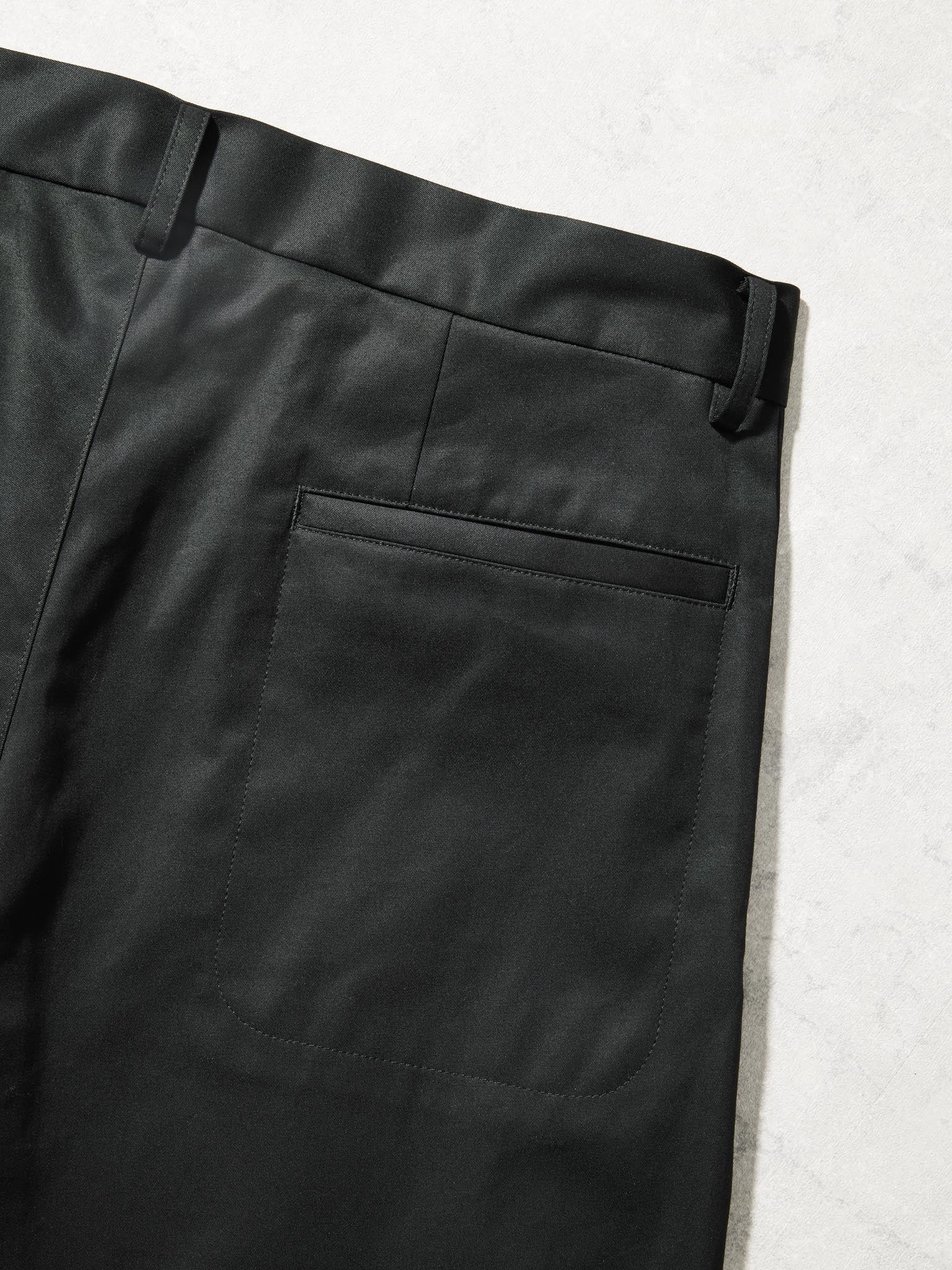 SEAMLESS TROUSERS / BLACK