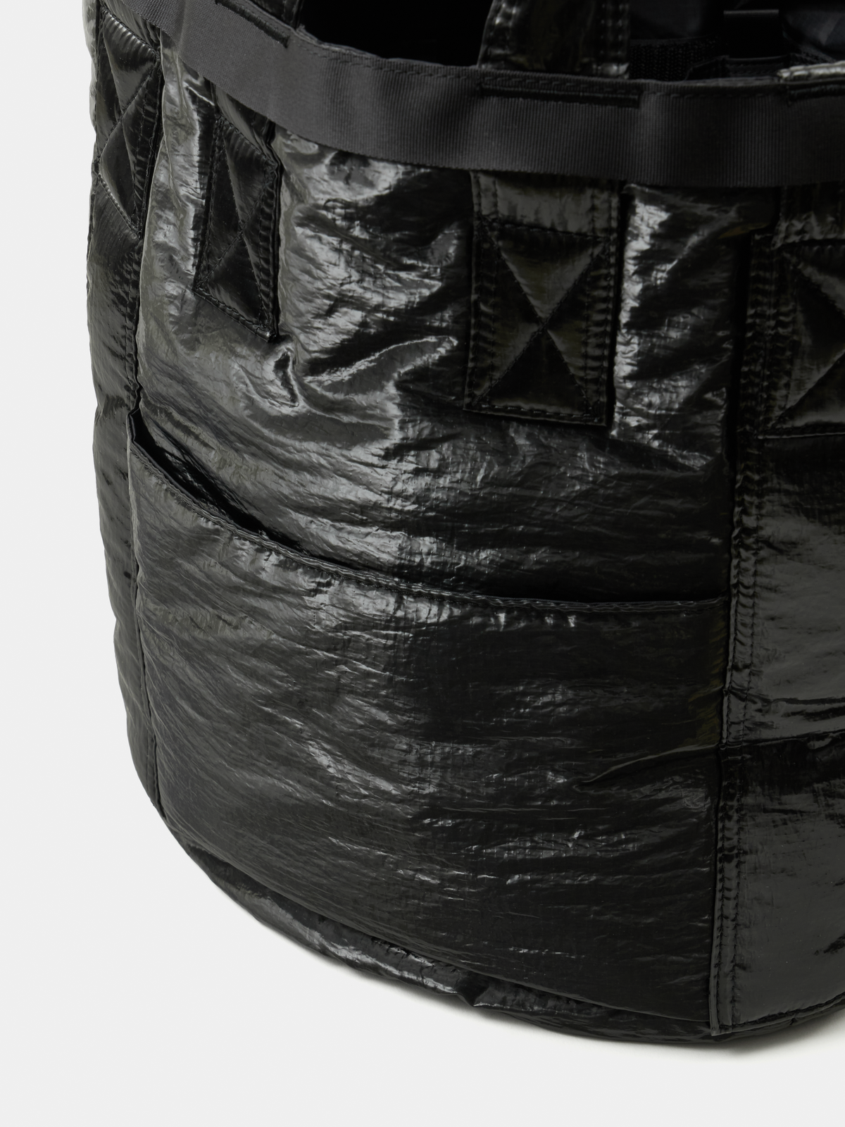 DUAL-HANDLE TOTE / AIRLY LAMI-RIP