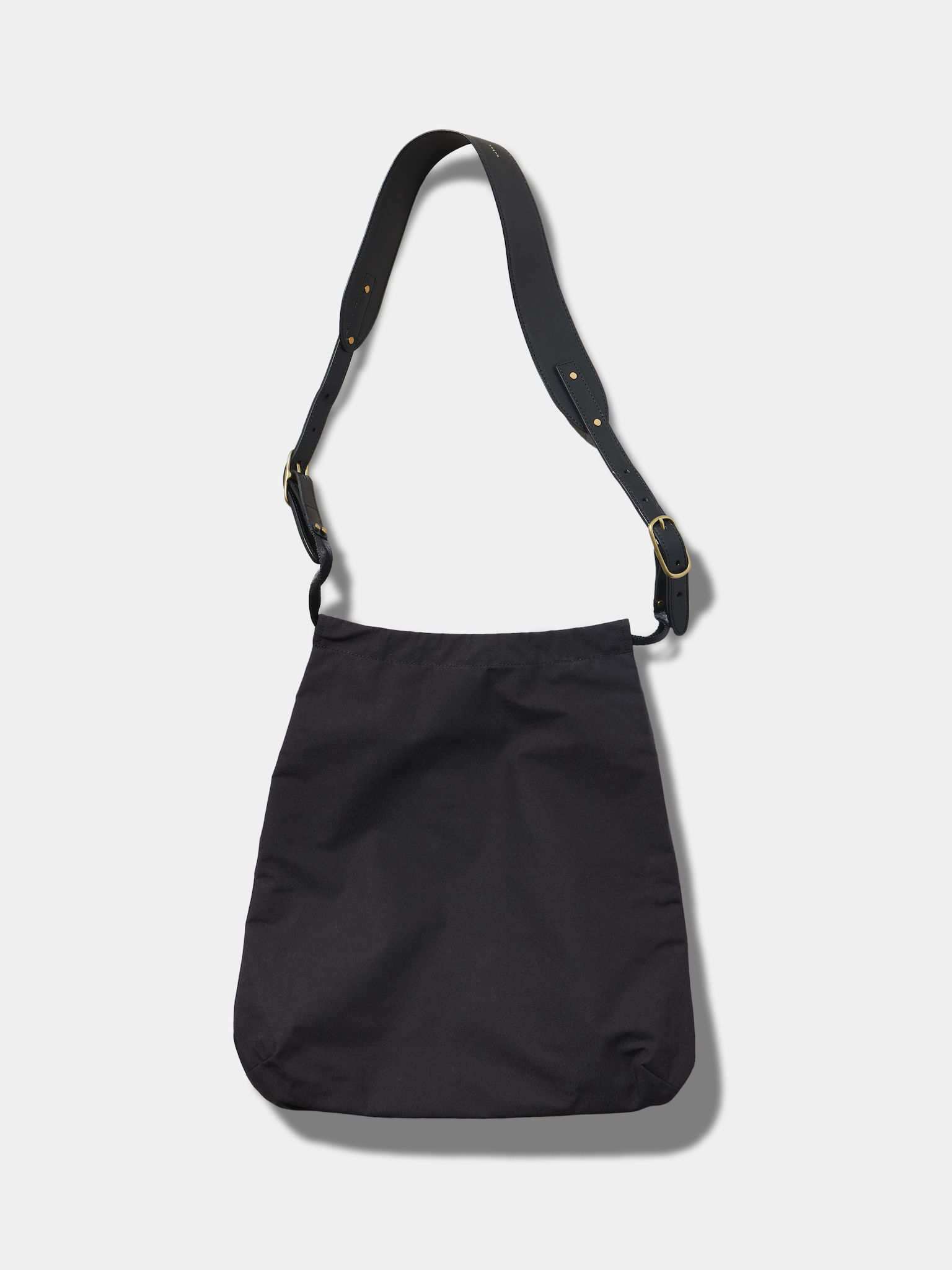 TRIANGLE SHOULDER / M / LOOPTEX