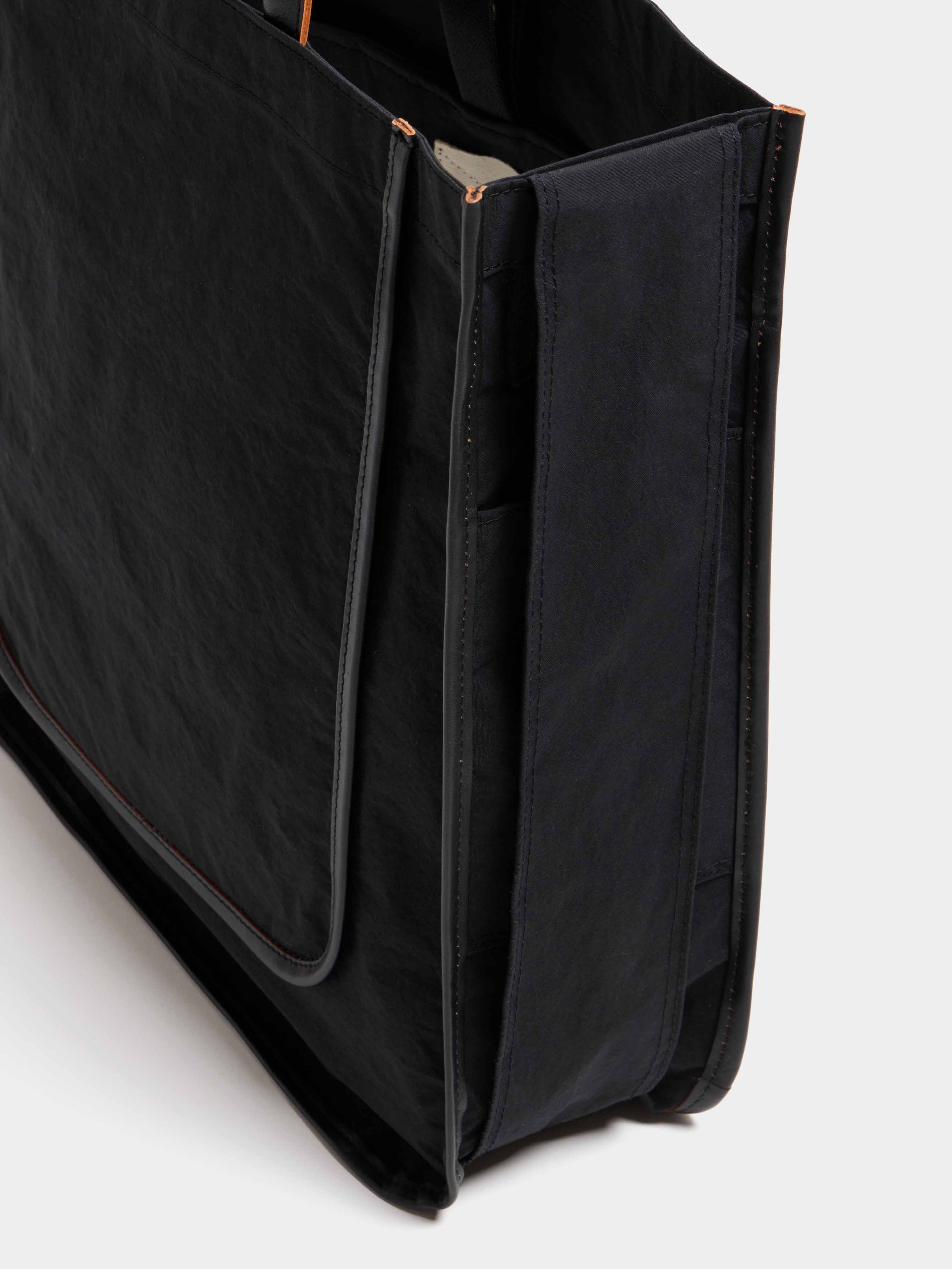 MAGAZINE / WASHER-NY