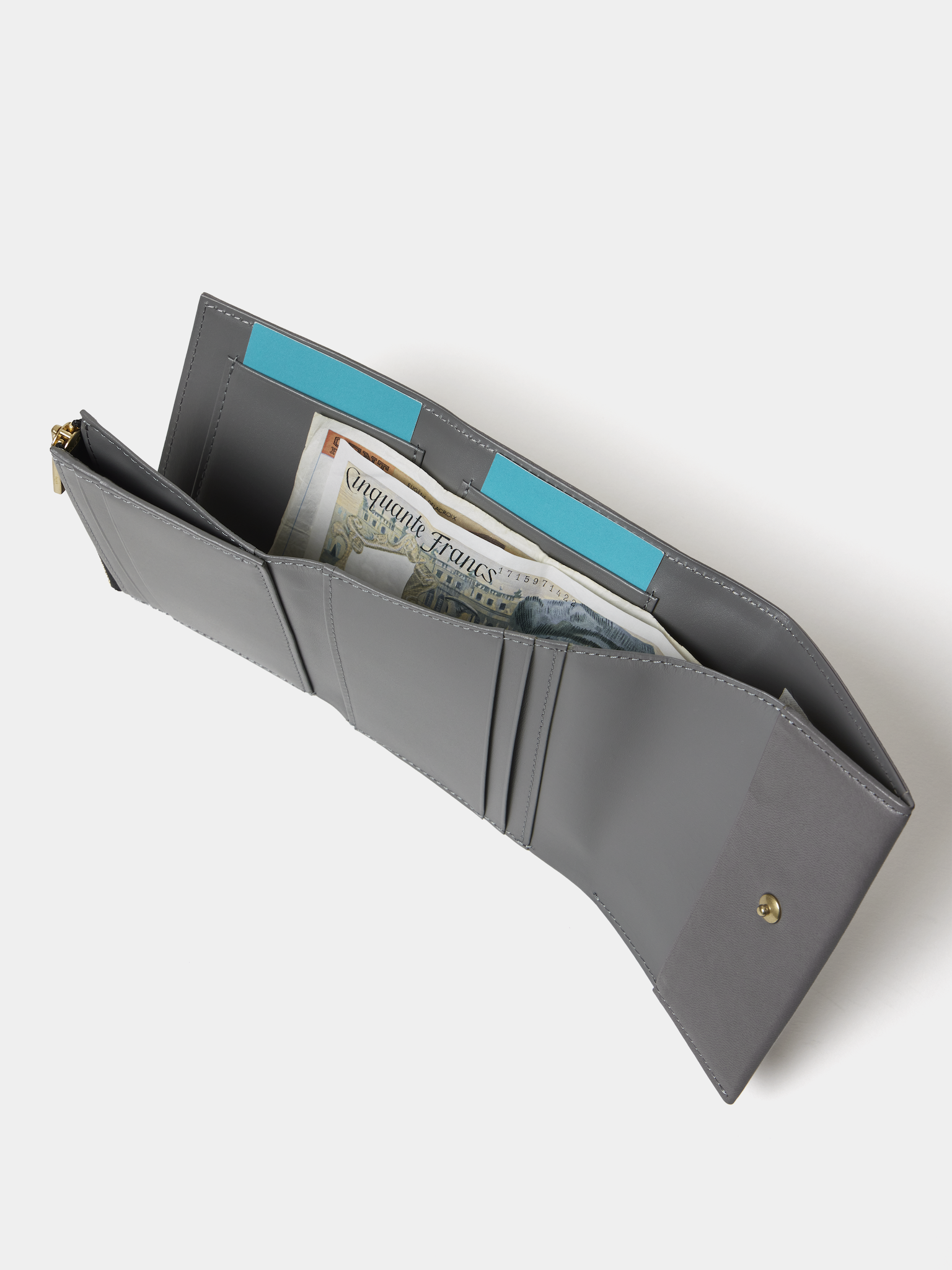 TRIFOLD WALLET