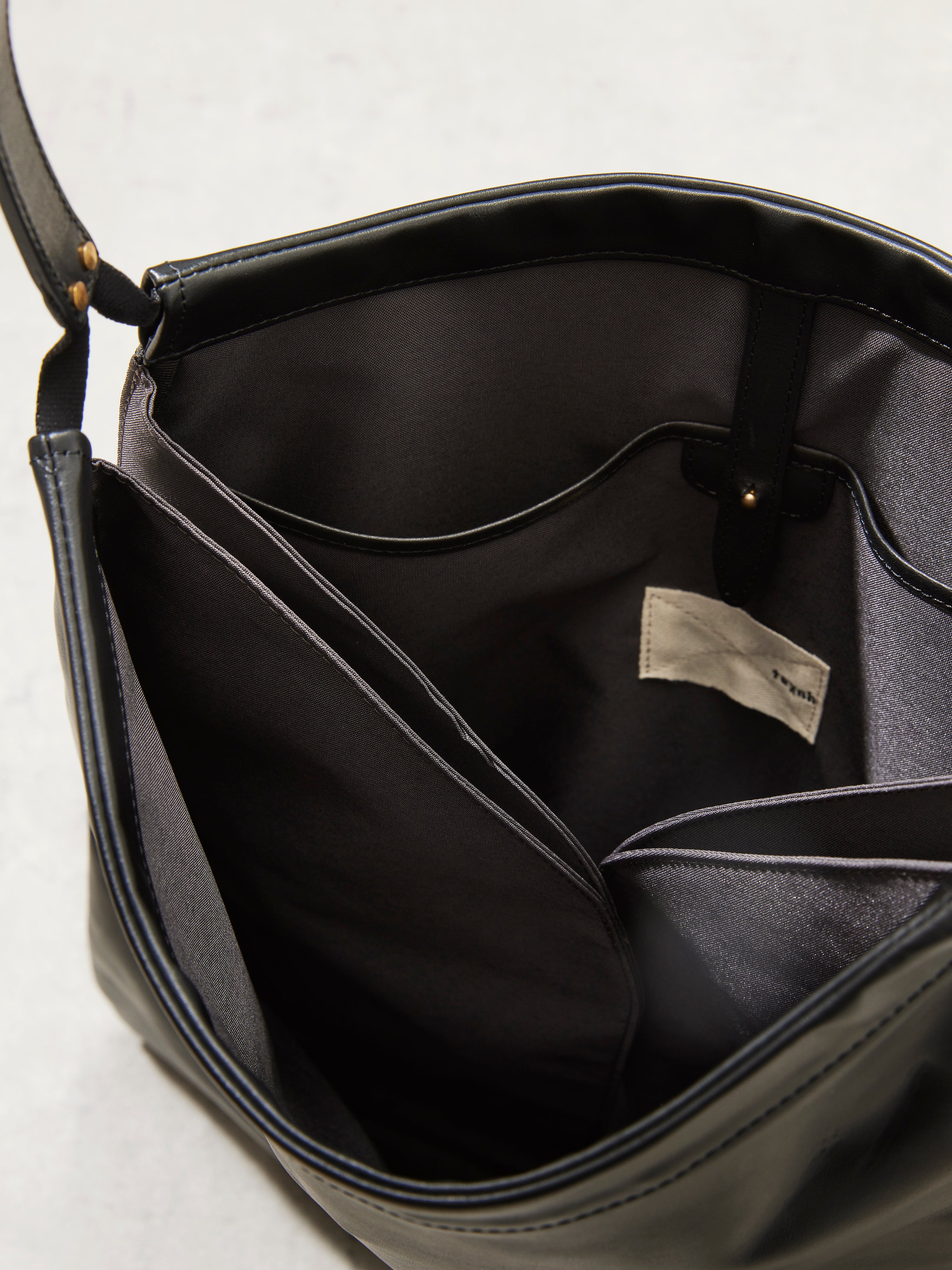 TRIANGLE SHOULDER / LEATHER (旧仕様)